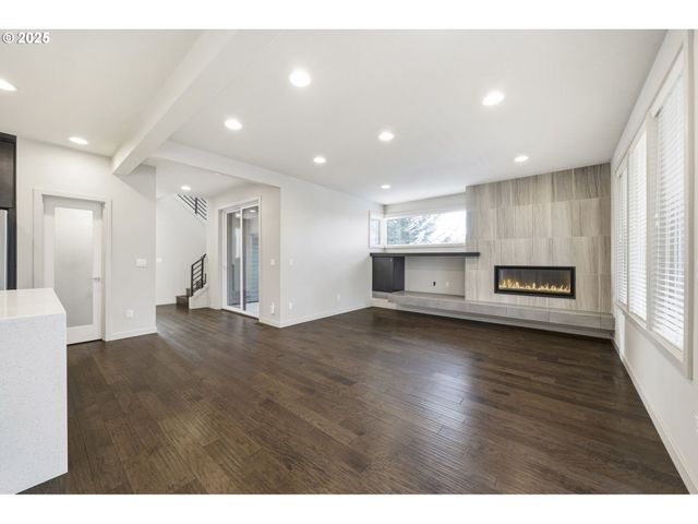 3970 Se REEDWAY St, Portland, OR 97202