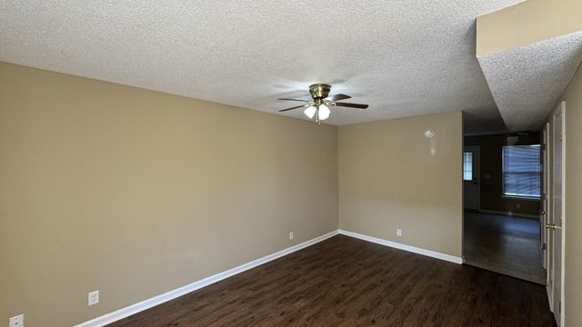 123 Ballygar St Apt 2, Clarksville, TN 37043