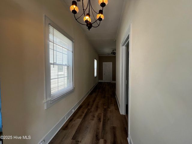 1115 S 9th Street, Wilmington, NC 28401