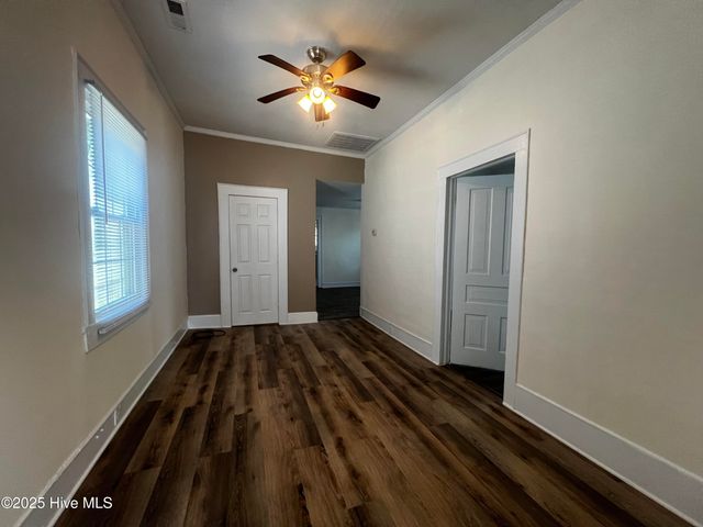 1115 S 9th Street, Wilmington, NC 28401