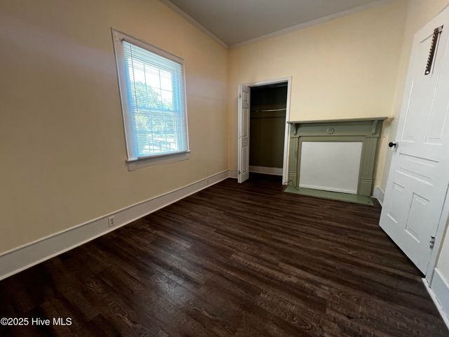 1115 S 9th Street, Wilmington, NC 28401