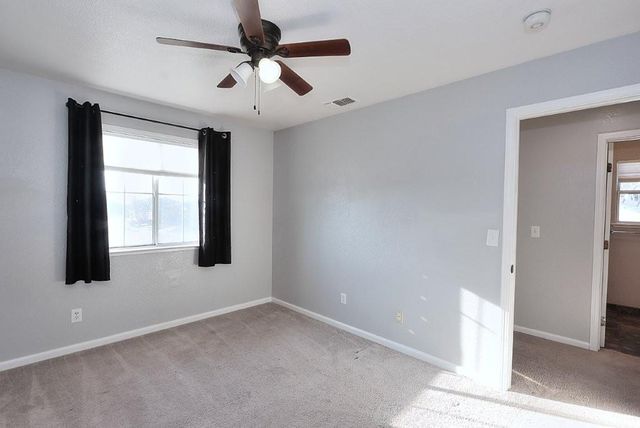 975 Rossburn Way, Galt, CA 95632