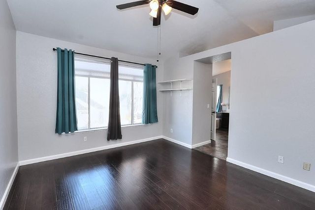 975 Rossburn Way, Galt, CA 95632