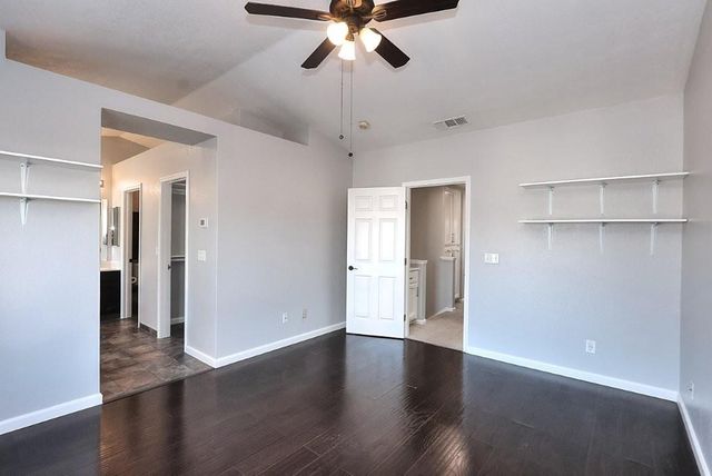 975 Rossburn Way, Galt, CA 95632