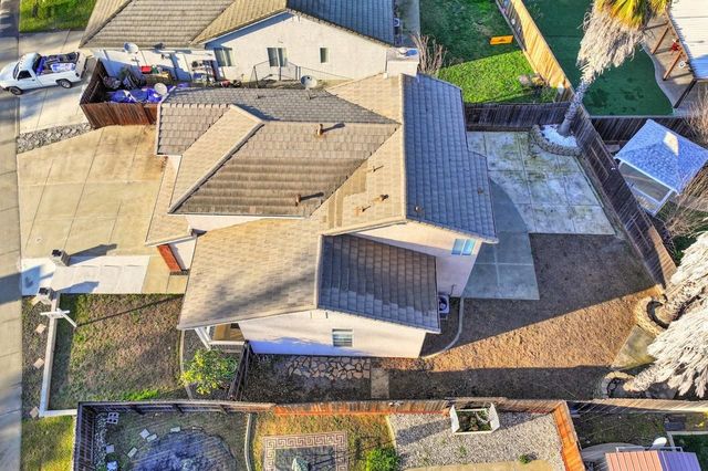 975 Rossburn Way, Galt, CA 95632