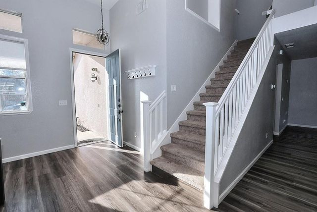 975 Rossburn Way, Galt, CA 95632