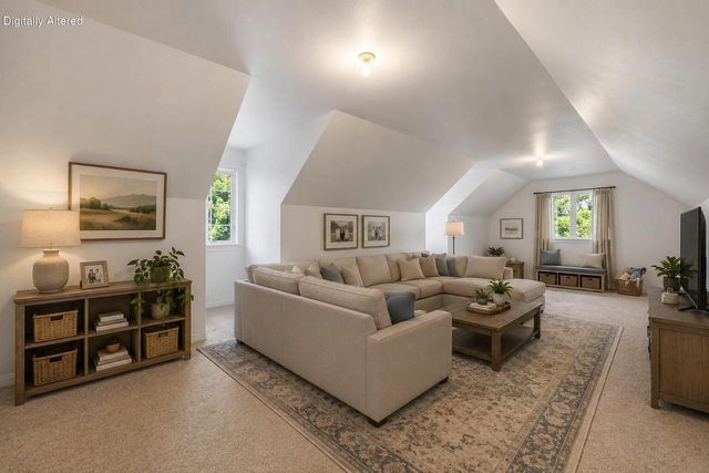 207 Hunters CROSSING N, Slinger, WI 53086