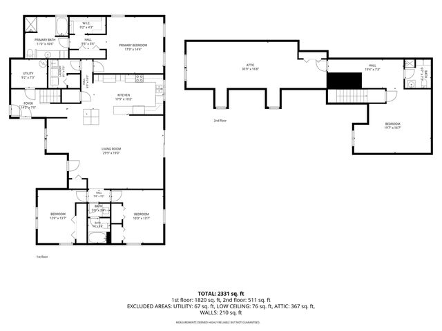 207 Hunters CROSSING N, Slinger, WI 53086