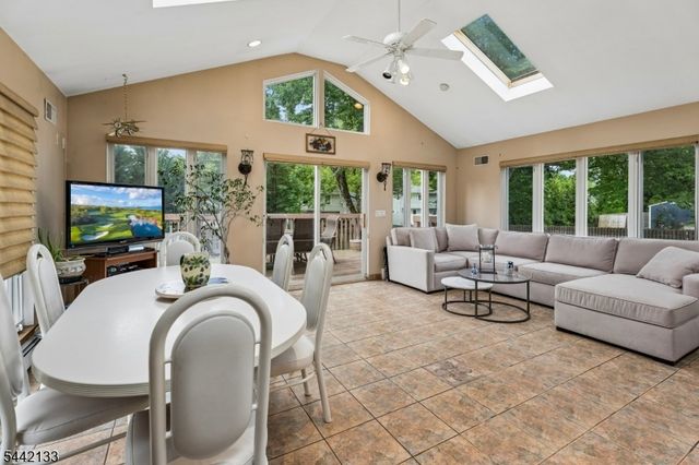 359 Meisel Ave, Springfield Twp., NJ 07081