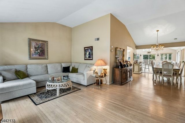 359 Meisel Ave, Springfield Twp., NJ 07081