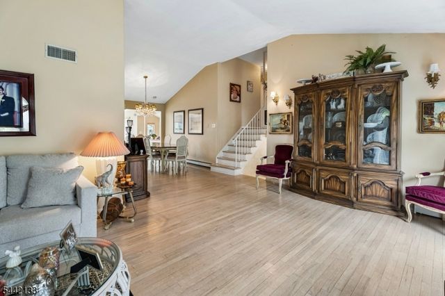 359 Meisel Ave, Springfield Twp., NJ 07081