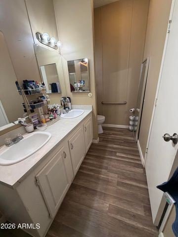 10529 N HILLSIDE Drive, Casa Grande, AZ 85122