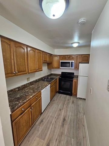 323 Forest Park Rd Apt 5-12, Madison, TN 37115