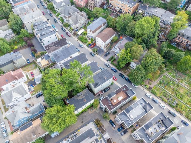 32 Forbes Street, Boston, MA 02130