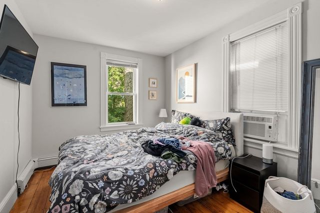 32 Forbes Street, Boston, MA 02130