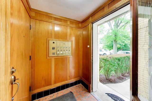 6405 N Normandy Avenue 2S, Chicago, IL 60631