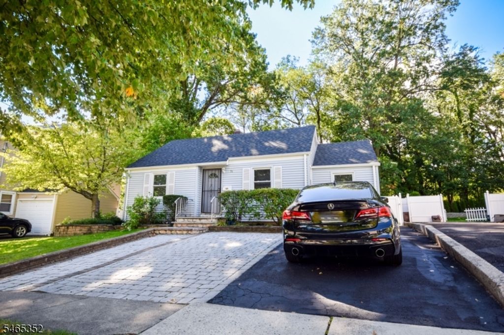 76 Orchard Dr, Clifton City, NJ 07012 — exterior