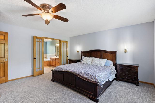 2361 Stone Creek Drive, Chanhassen, MN 55317