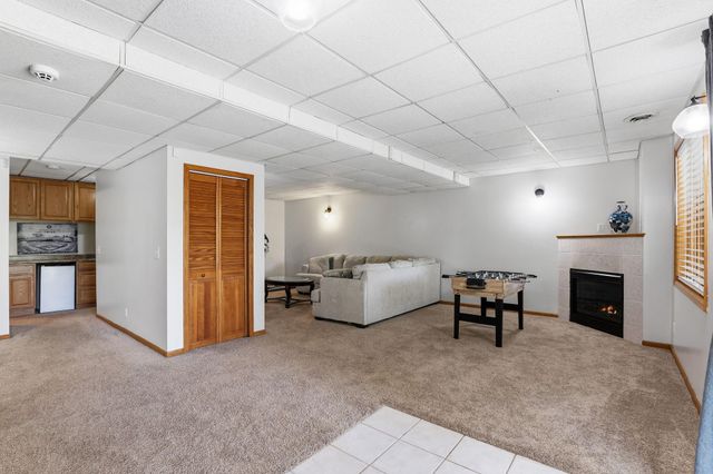 2361 Stone Creek Drive, Chanhassen, MN 55317
