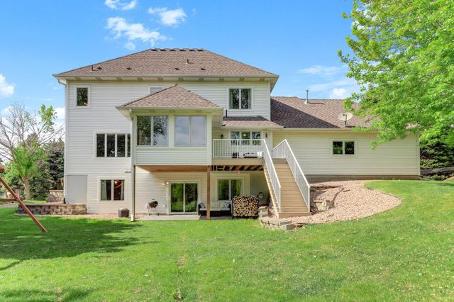 2361 Stone Creek Drive, Chanhassen, MN 55317