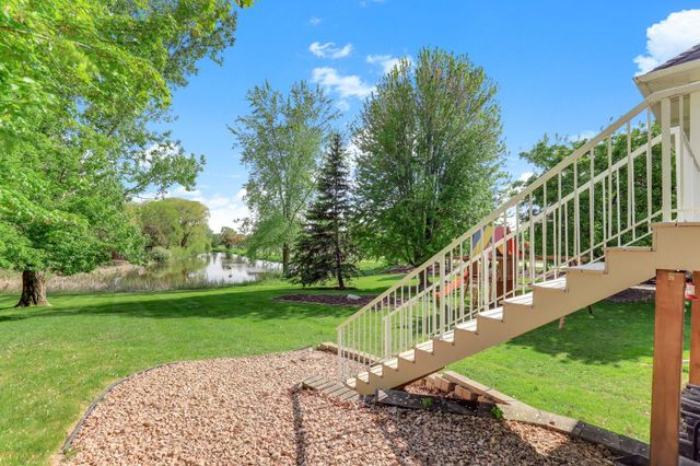 2361 Stone Creek Drive, Chanhassen, MN 55317