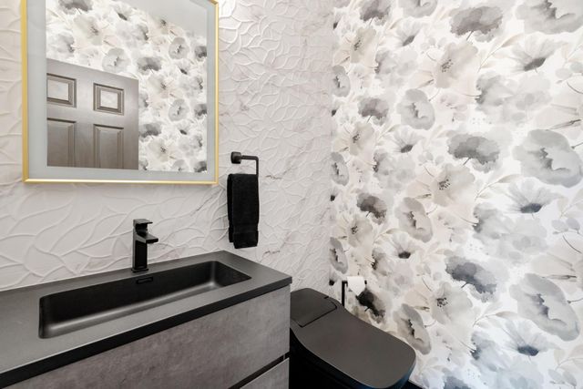 548 Hermosa Avenue, Half Moon Bay, CA 94019