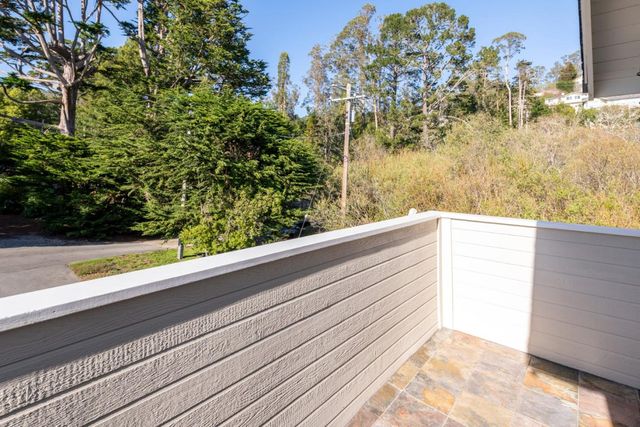 548 Hermosa Avenue, Half Moon Bay, CA 94019