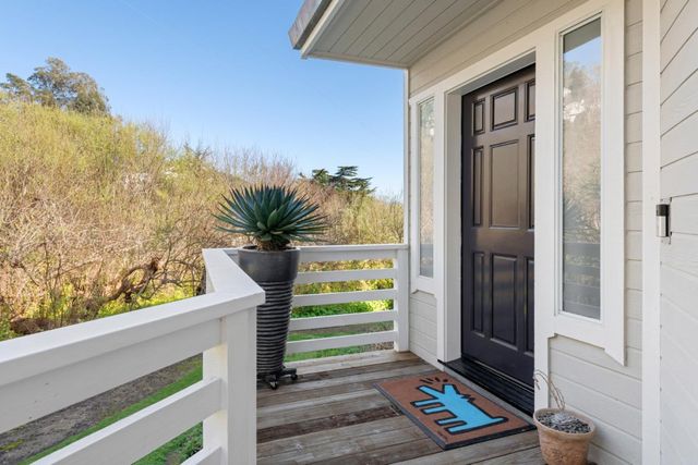 548 Hermosa Avenue, Half Moon Bay, CA 94019