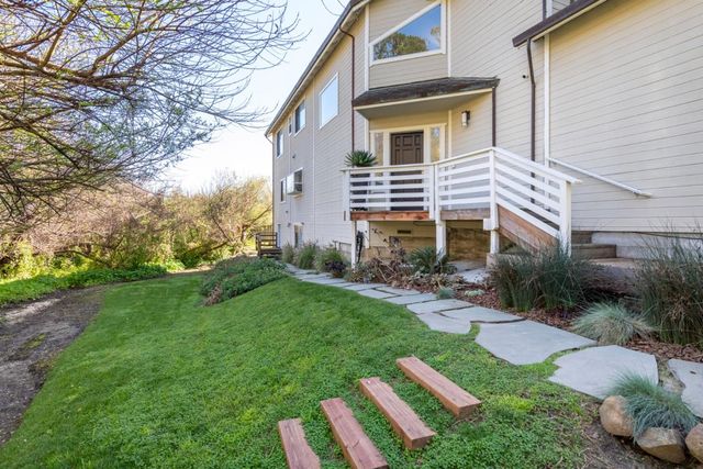 548 Hermosa Avenue, Half Moon Bay, CA 94019