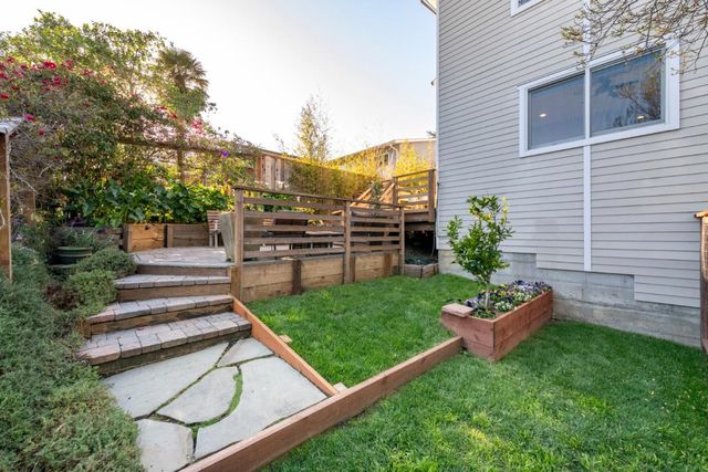 548 Hermosa Avenue, Half Moon Bay, CA 94019