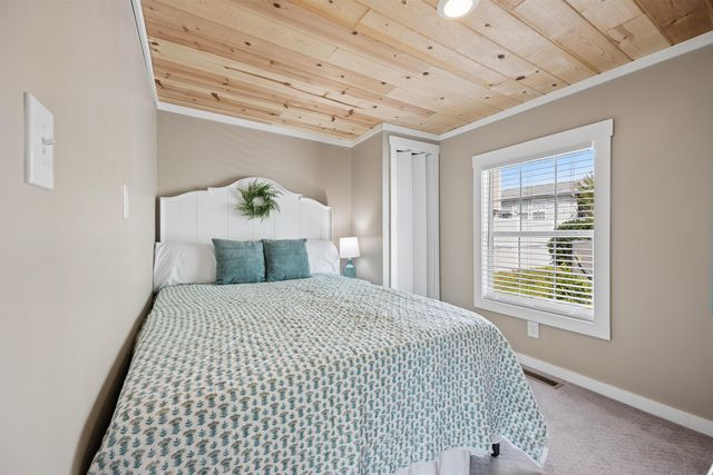 1818 Kingfisher Dr., Surfside Beach, SC 29575