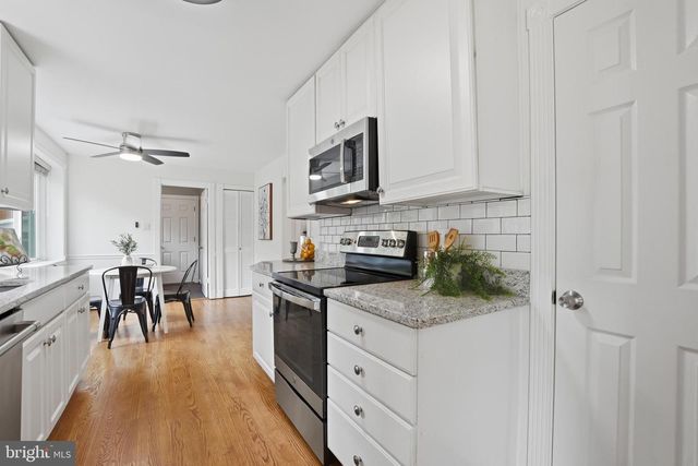 7521 DOLCE DR, Annandale, VA 22003