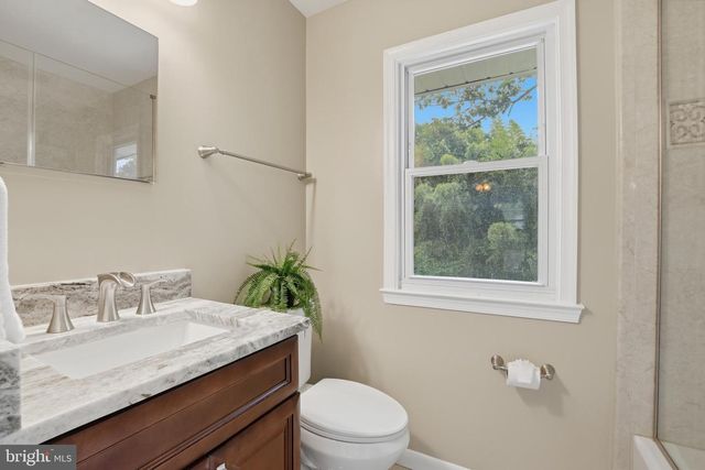 7521 DOLCE DR, Annandale, VA 22003