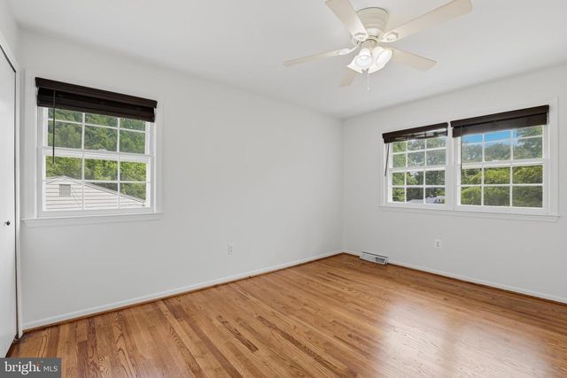 7521 DOLCE DR, Annandale, VA 22003