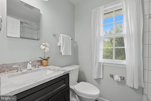 7521 DOLCE DR, Annandale, VA 22003
