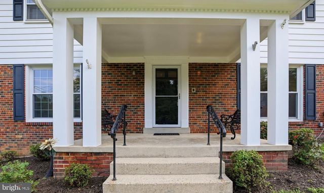 7521 DOLCE DR, Annandale, VA 22003