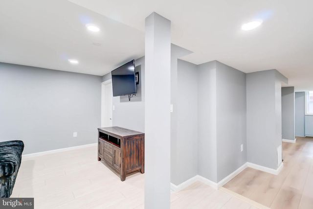 7521 DOLCE DR, Annandale, VA 22003