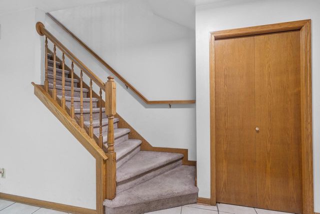 1086 Stonewood Crossing, Sun Prairie, WI 53590