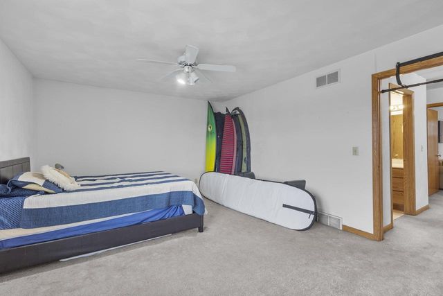 1086 Stonewood Crossing, Sun Prairie, WI 53590
