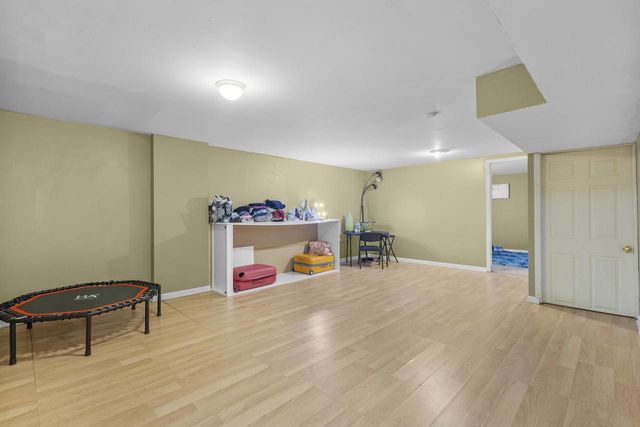 1086 Stonewood Crossing, Sun Prairie, WI 53590