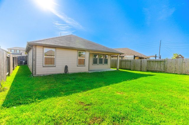 7558 Highland Chase Drive, Richmond, TX 77407