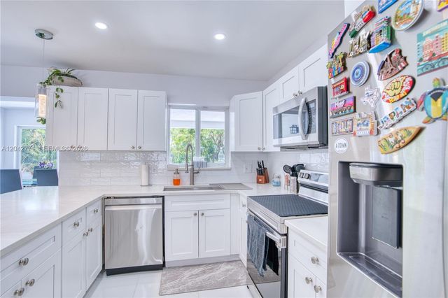 132 Almar Drive, Wilton Manors, FL 33334