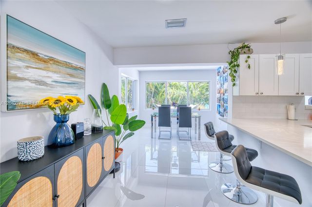 132 Almar Drive, Wilton Manors, FL 33334