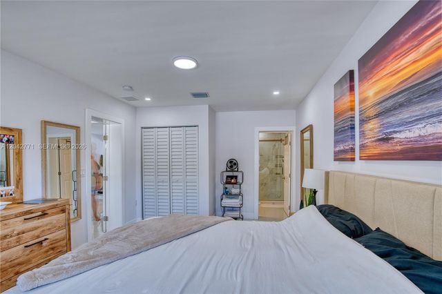132 Almar Drive, Wilton Manors, FL 33334