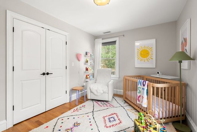 95 Green St 2, Boston, MA 02130