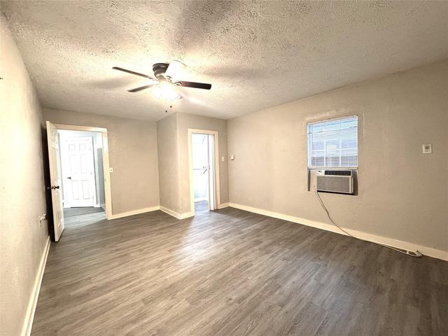1813 Hatwell Street A, Houston, TX 77023