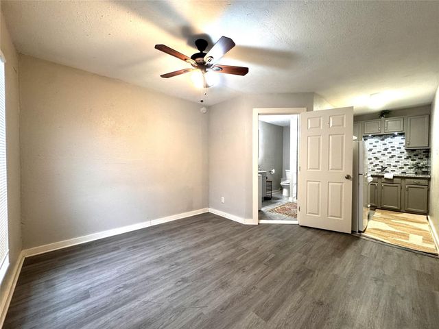 1813 Hatwell Street A, Houston, TX 77023