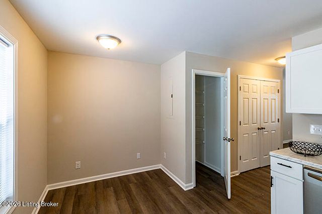 143 Deerfield Ct, Shepherdsville, KY 40165