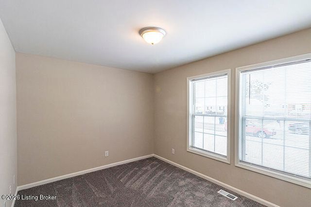 143 Deerfield Ct, Shepherdsville, KY 40165