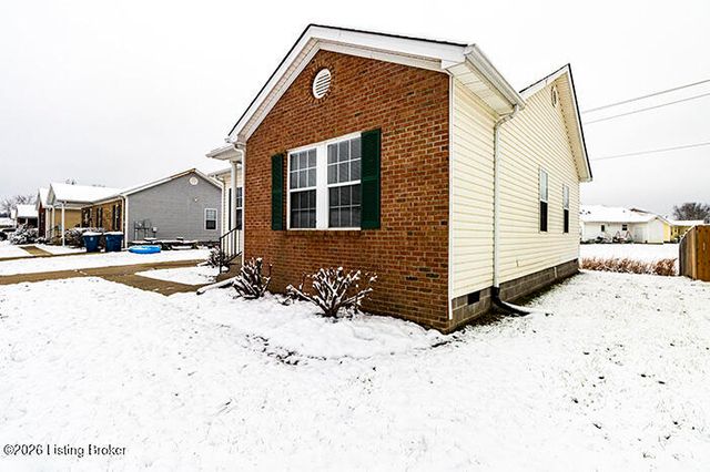 143 Deerfield Ct, Shepherdsville, KY 40165